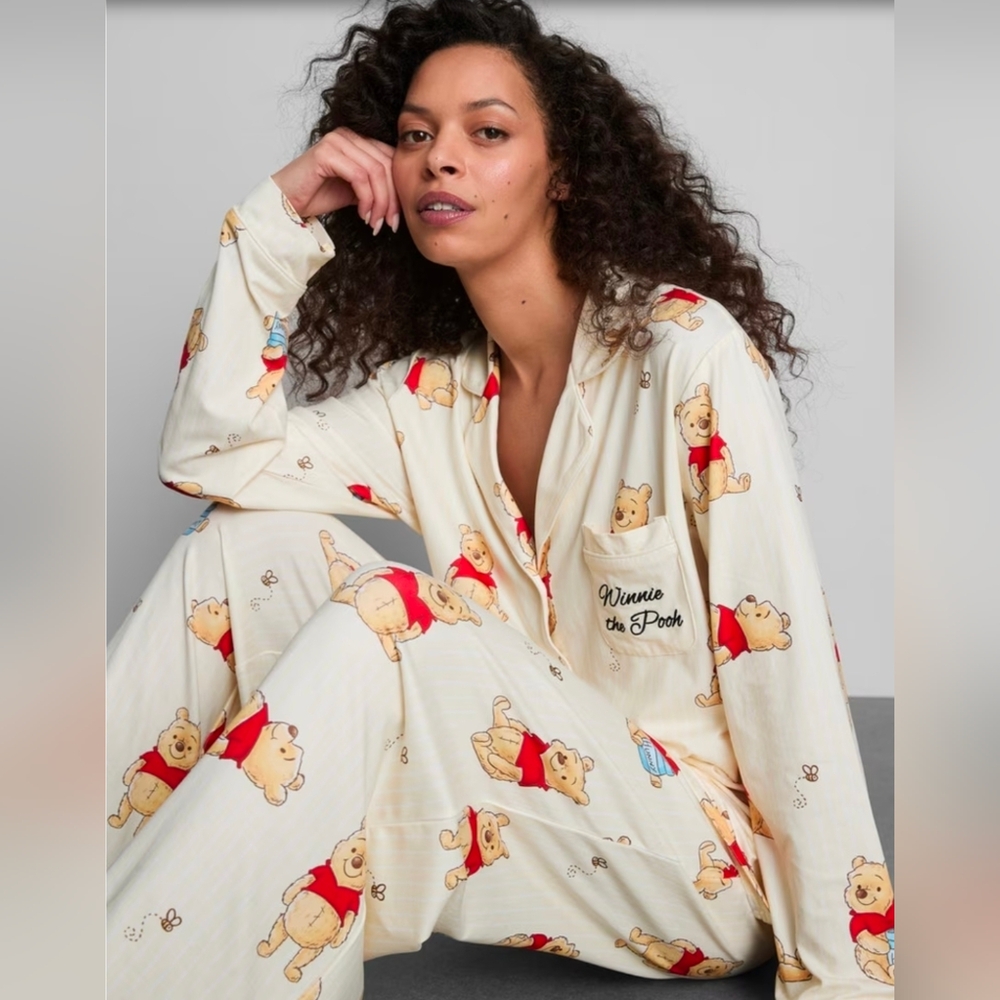 LAST 1 Disney’s Winnie The Pooh Graphic Boyfriend Pajama Set, Yellow, Primark - Picture 1 of 6